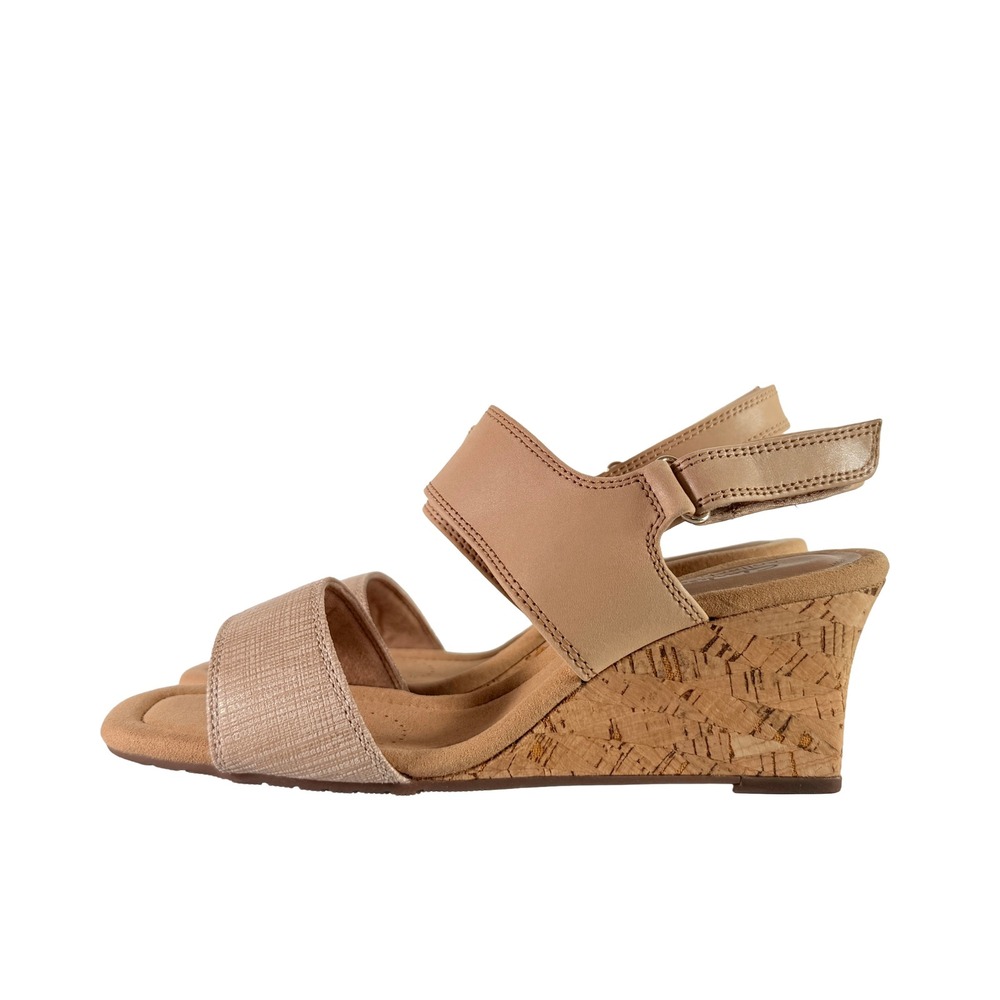 Clarks Kyarra Faye Warm Beige Leather Wedge Sandals Womens 8.5 W